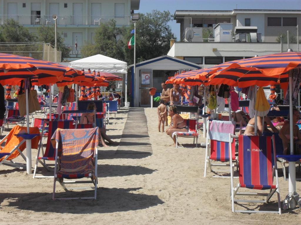 סניגליה Hotel Italia מראה חיצוני תמונה