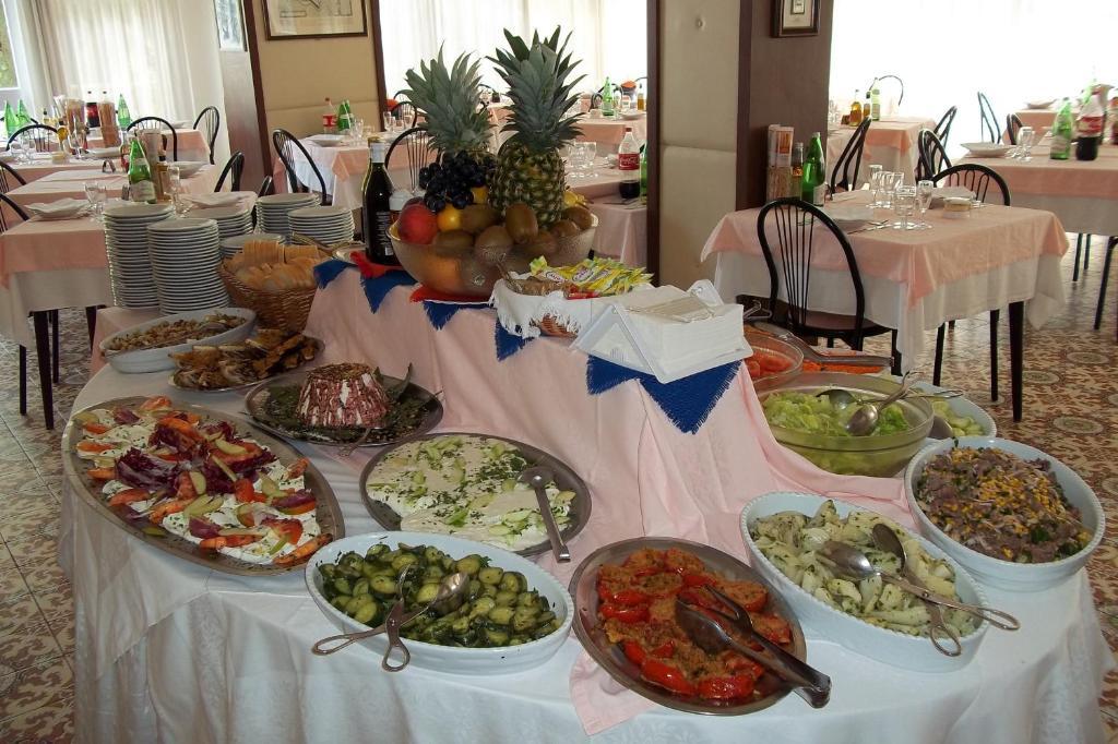 סניגליה Hotel Italia מראה חיצוני תמונה