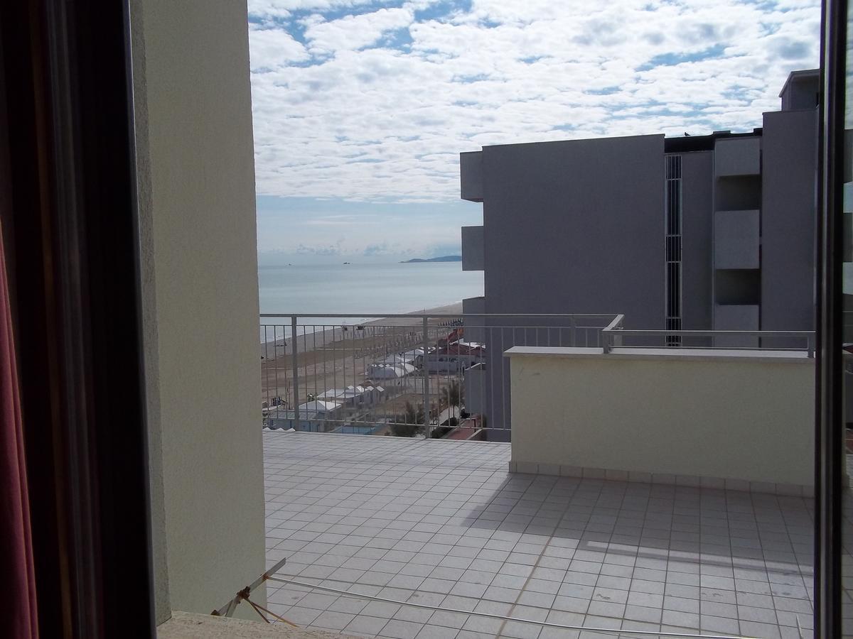 סניגליה Hotel Italia מראה חיצוני תמונה