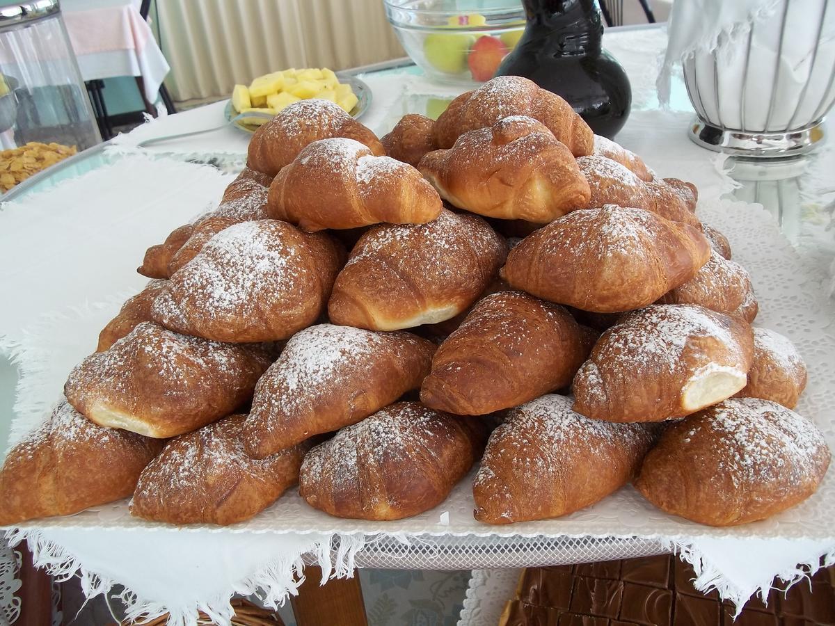 סניגליה Hotel Italia מראה חיצוני תמונה